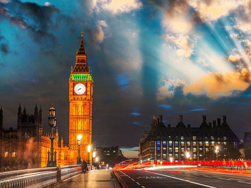 Masal Köyleri ve Kraliyet Tacı Londra | 3 Gece | İzmir Çıkış | SunExpress | 2026 Dönemi | LGW LGW