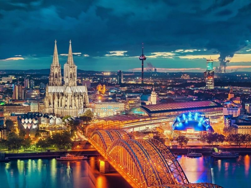 Alsace ve Romantik Yol Almanya & Fransa & İsviçre | 4 Gece | İstanbul Çıkış | THY | Tüm Ekstra Turlar Dahil | ZRH NUE